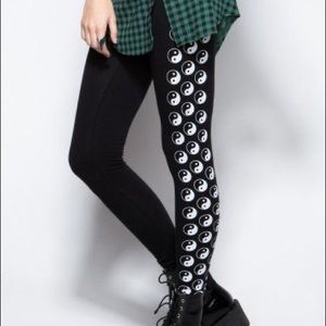 YIN YANG LEGGINGS